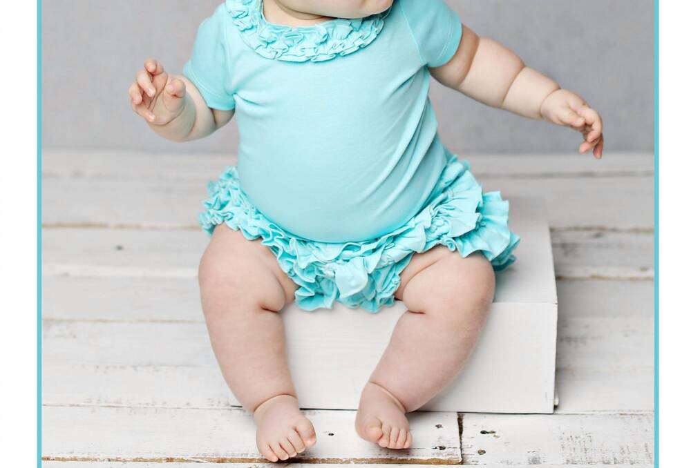 NEW LEMON LOVES LAYETTE baby girls' daisy onesie in blue tint